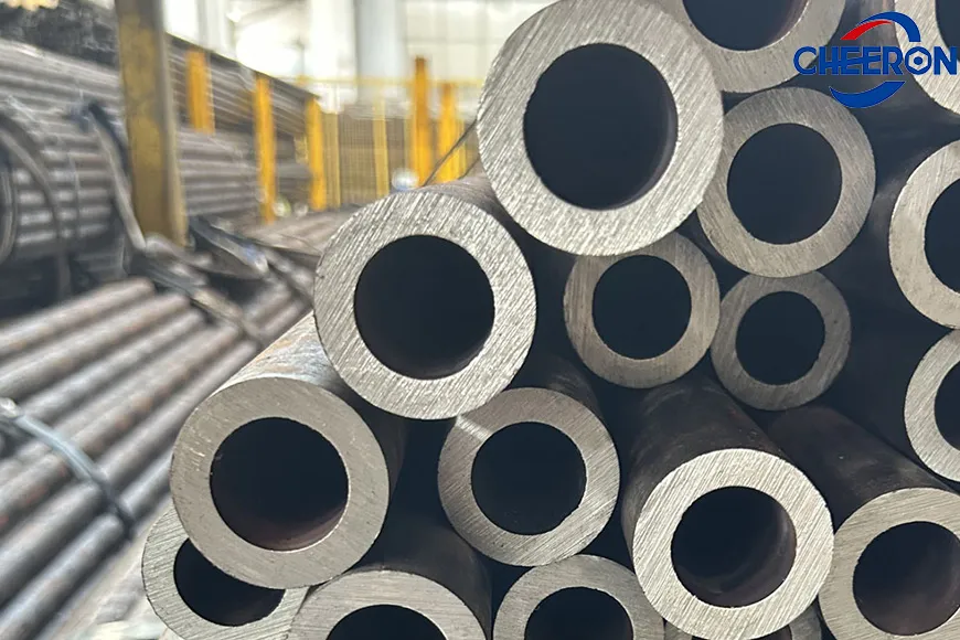Tubo de aço carbono sem costura